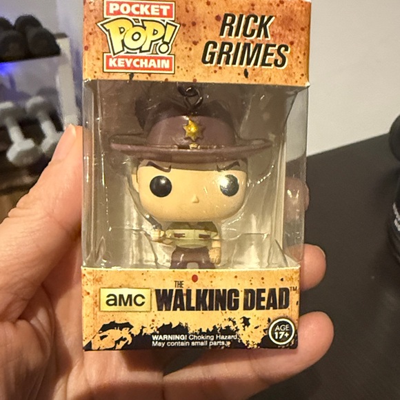NIB Funko Walking Dead Pocket Pop Keychains - Rick Grimes and Daryl Dixon - Picture 2 of 3